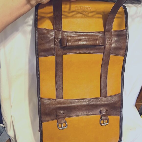 Vetelli Men's (Unisex) Hanging Travel Toiletry Bag-NWOT-Brown/Camel-Storage Bag - Picture 10 of 16